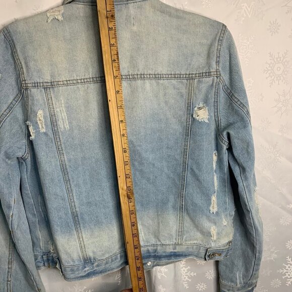 CI Sono Womens Distressed Denim Jean Jacket Size Medium - Picture 9 of 14